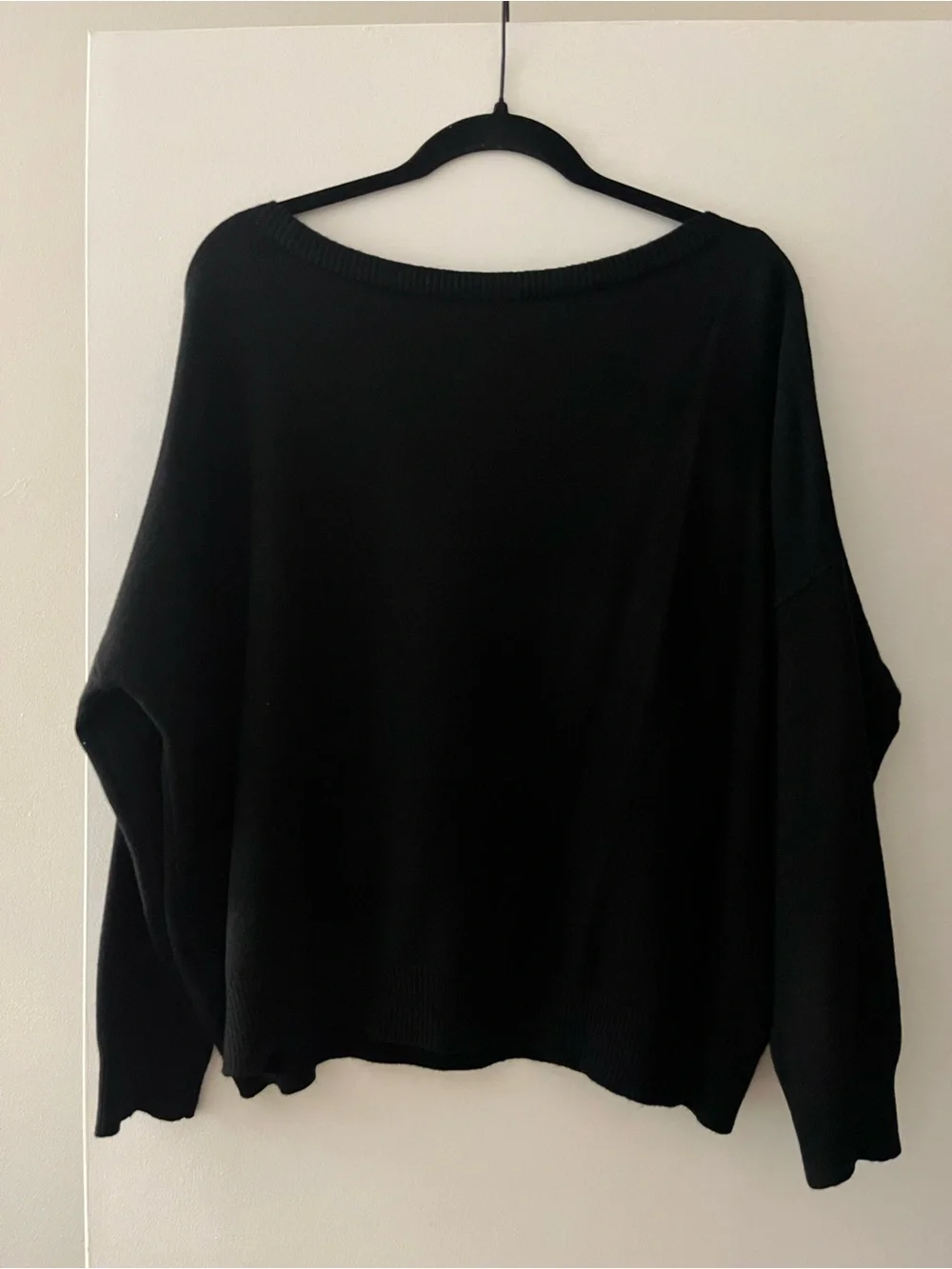 Off Shoulder Sweater - Picture 3 of 5